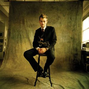 Chris Thile : Chris-Thile-sh02