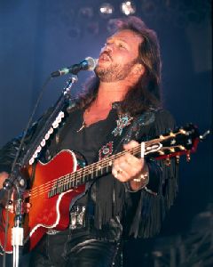 Travis Tritt : Travis Tritt-8