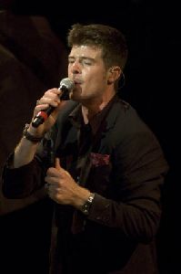 Robin Thicke : Robin Thicke-ADB-009423