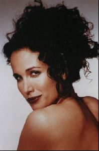 andie macdowell : 21