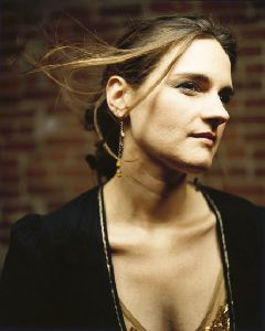 Madeleine Peyroux : Madeleine-Peyroux-ror04