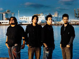 Papa Roach : Papa Roach umvd001