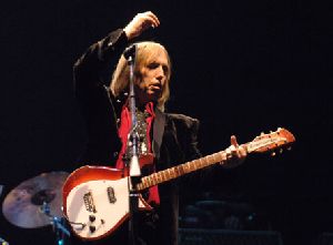 Tom Petty : Tom-Petty-bnr01