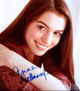 anne hathaway : 26