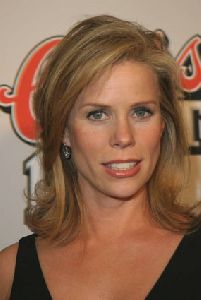 Cheryl Hines : Bad Santa Movie Premiere 1