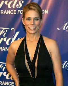 Cheryl Hines : Cheryl Hines-2