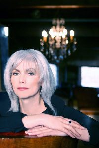 Emmylou Harris : Emmylou-Harris-ww02