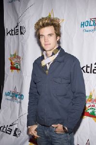 Tyler Hilton : Tyler Hilton-7