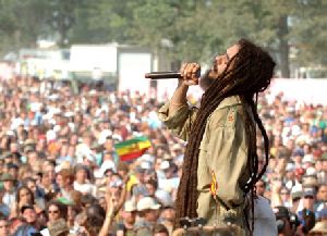 Damian Marley : Damian-Marley-bnr01