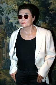 Yoko Ono : Yoko Ono-1