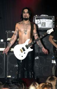 Dave Navarro : Dave Navarro-15