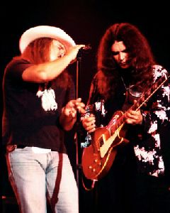 Lynyrd Skynyrd : Lynyrd Skynyrd-13