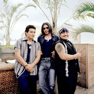 Los Lonely Boys : LosLonelyBoysSF03