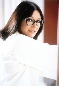 Nana Mouskouri : Nana-Mouskouri-um01