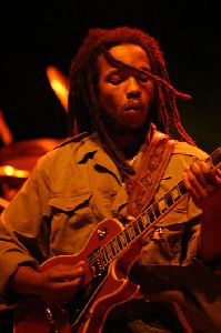 Stephen Marley : Stephen-Marley-sf01