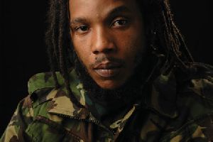 Stephen Marley : Stephen-Marley-u09