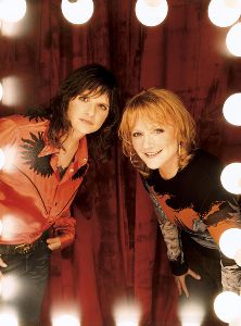 Indigo Girls : Indigo-Girls-h02