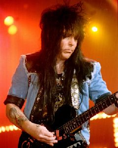 Motley Crue : Motley Crue-12