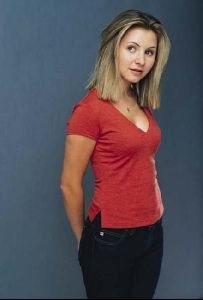 beverley mitchell : 4