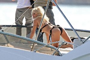 pamela anderson may shoot 6 big