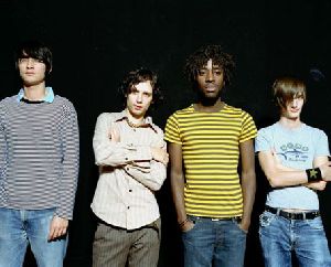 Bloc Party : Bloc-Party-h06