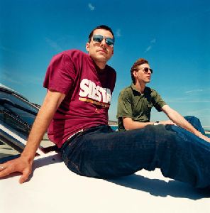 Groove Armada : Groove-Armada-sb01