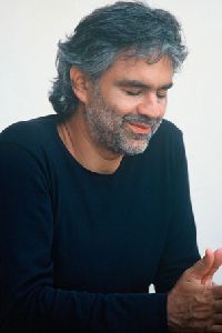 Andrea Bocelli : Andrea-Bocelli-umvd04