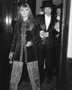 Marianne Faithfull : 10110342A