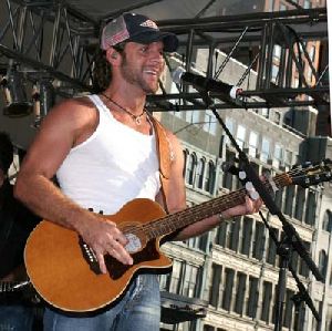 Billy Currington : Billy Currington-12