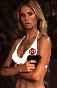 britt ekland : 4