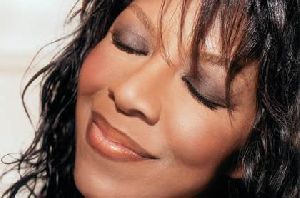 Natalie Cole : NatalieColePR02