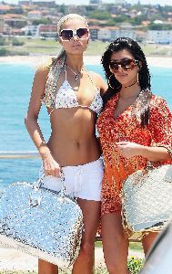 Paris Hilton bikini pictures