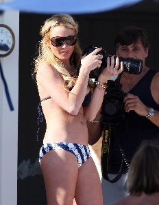 Lindsay Lohan bikini pictures