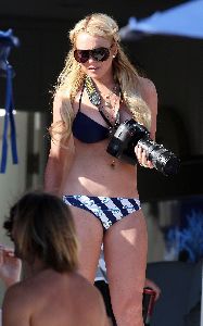 Lindsay Lohan bikini pictures