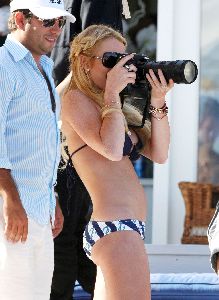 Lindsay Lohan bikini pictures