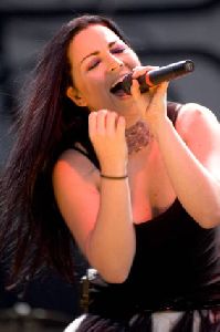 pictures of Amy Lee (Evanescence)