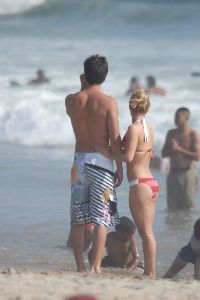 Pictures of Hayden Panettiere in bikini with her boyfriend Stephen Colletti