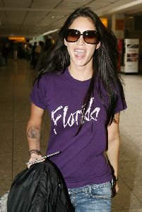 Actress Megan Fox pictures in London Airport (star of Transformers movie 2007)