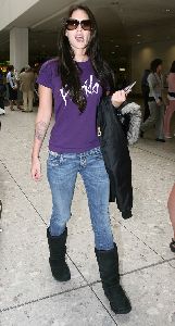 Actress Megan Fox pictures in London Airport (star of Transformers movie 2007)