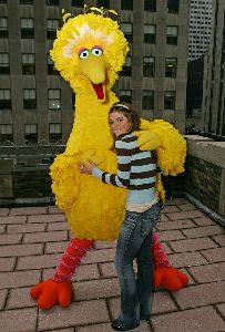 Maria Menounos pictures with the yellow big bird pictures