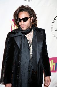 Lenny Kravitz pictures at  2004 Rock and Roll Hall of Fame Ceremony