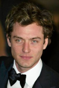 Jude Law pictures at the  2004 Vanity Fair Oscar Party