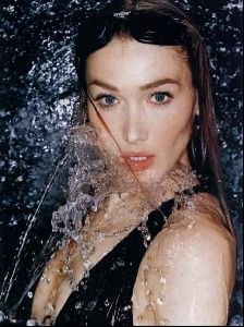 carla bruni : 37