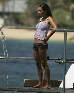 Sexy Mila Kunis bikini pictures