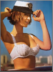 Sexy Actress Catherine Bell bikini pictures