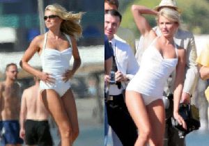 Sexy actress Cameron Diaz bikini pictures