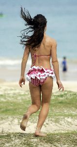 Actress  Evangeline Lilly bikini pictures