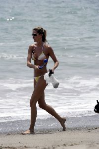 Supermodel Giselle Bundchen bikini pictures