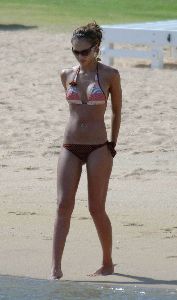 Actress Jessica Alba bikini picture at the Mandarin Oriental in Hawaii on September 10th 2005