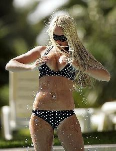 Actress and model Jennifer Ellison bikini pictures